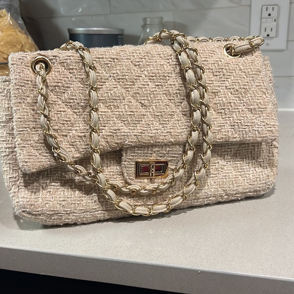 Purse - Picture 2 of 3